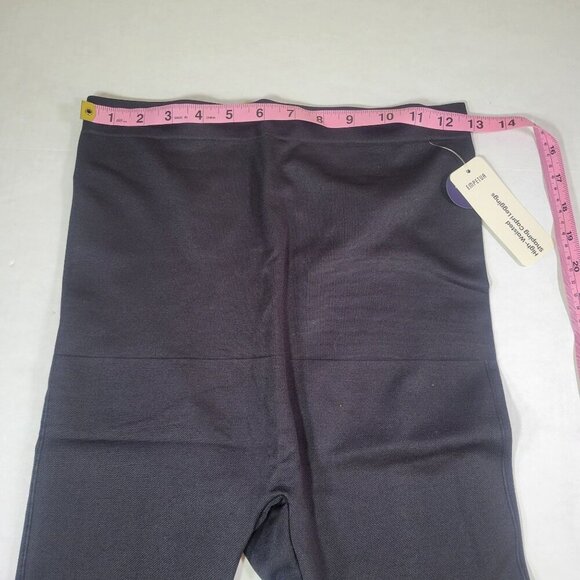 Empetua Black High Waisted Shaping Capri Leggings #42024 Size M - Picture 3 of 6